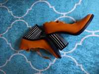 Нови ръчно изработени дамски обувки от естествена кожа