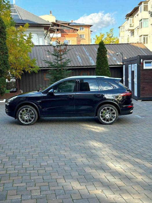 Vand Porsche Cayenne S E-Hybrid 3.0 Plug-in, 416 CP, Full, 2016, Impec