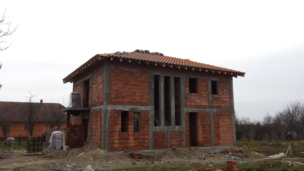 Realizam case la rosu si obtinem autorizatii de constructie!