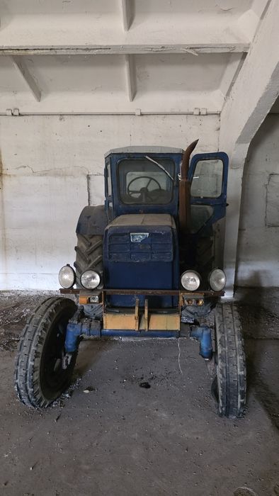 Продам трактор Т-40