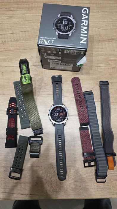 Garmin Fenix 7, 47mm, silver, garantie 1 luna, cutie