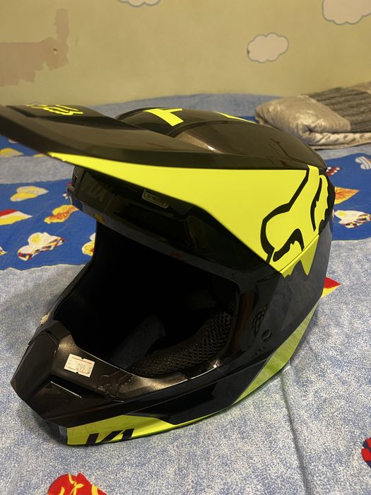 Casca fox v1 noua in cutie