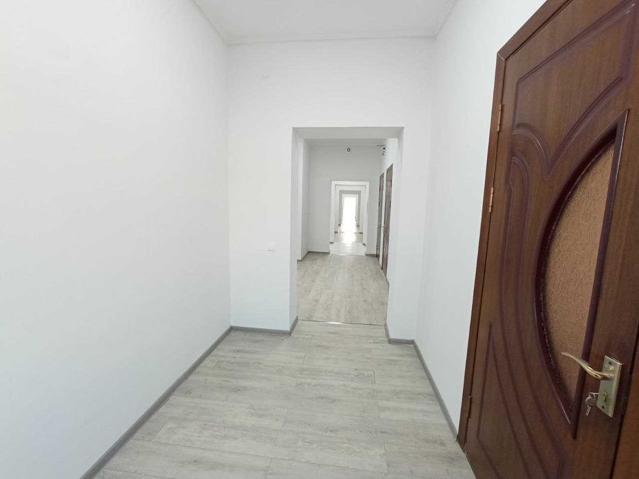 Продам Отдельно стоящее здание 1640м2 . Есть рассрочка