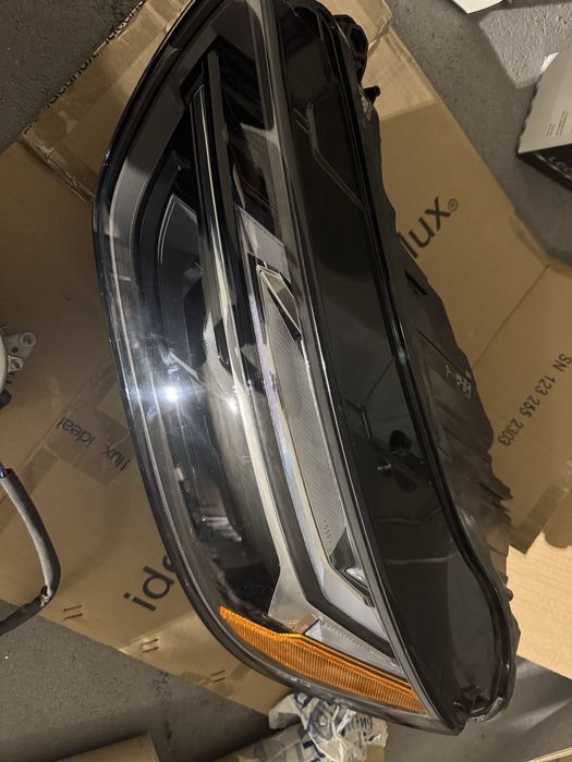 Фар за q5 80a fy