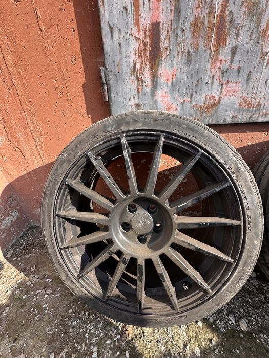 Джанти с гуми 5х100 18ки