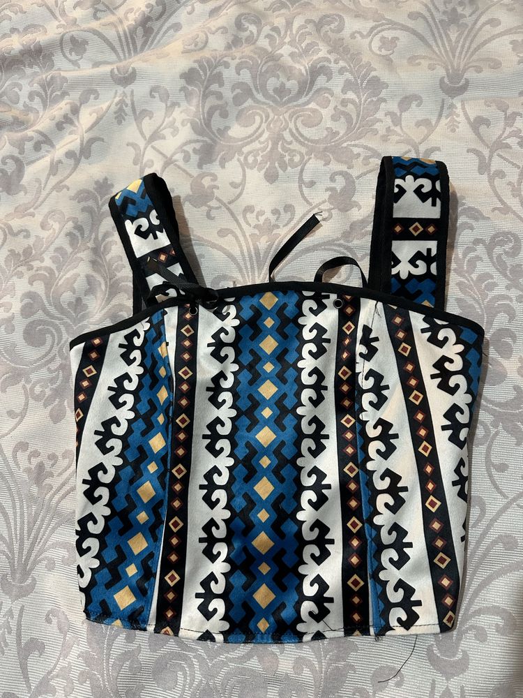 Прокат казахского национального костюма и камзола