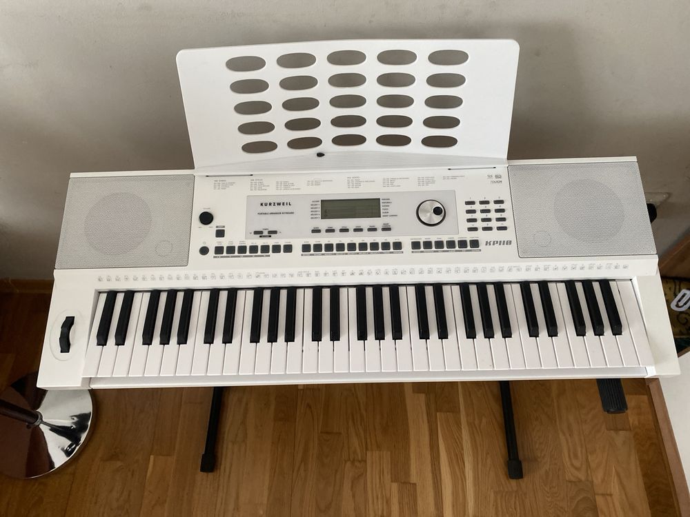 Синтезатор Yamaha KURZWEIL KP 110