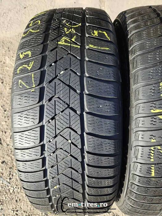 SET 2 Anvelope Iarna 225/45 R19 PIRELLI Sottozero 3 96V - Runflat