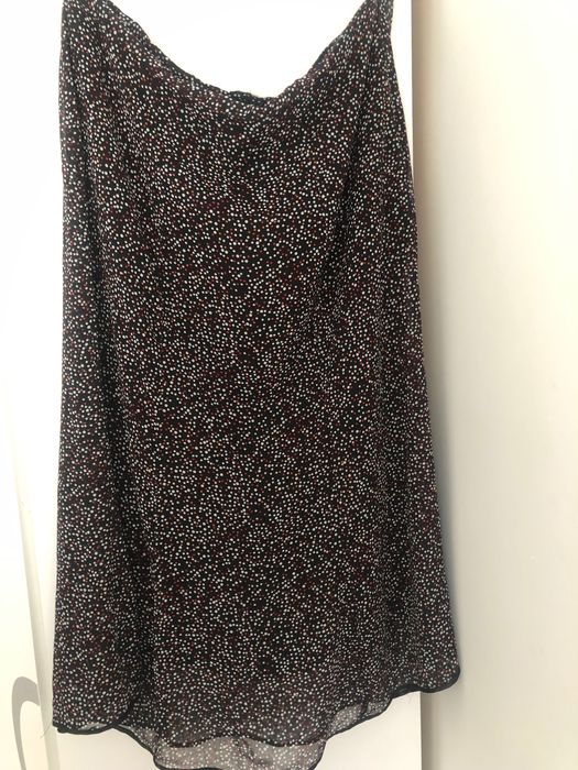 Set fuste- 2 buc. Mărime 50-pret 60 lei