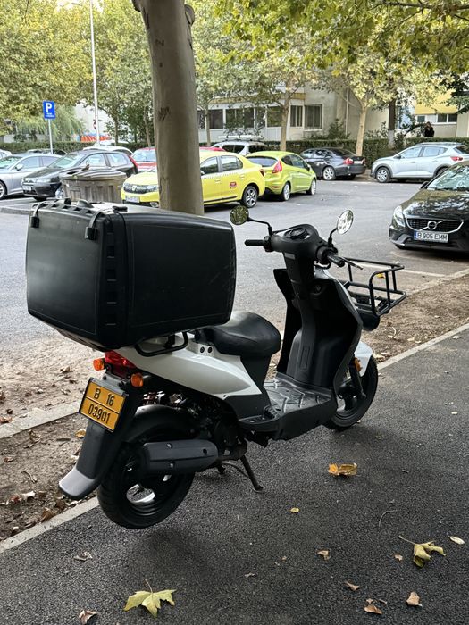 scuter scooter Kymco agility carry 50cc e5 2022
