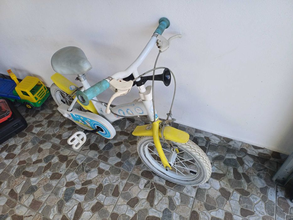 Bicicleta pentru copil mic