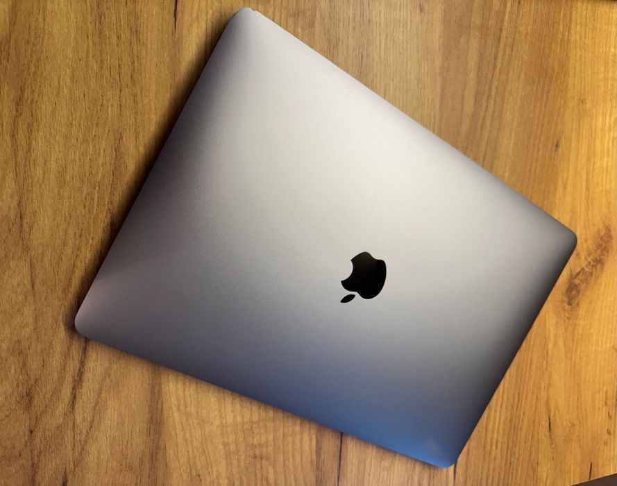 MacBook air M1 за части