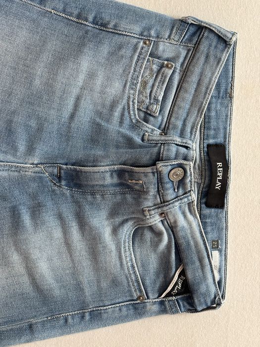 Blugi de firma in stare foarte buna