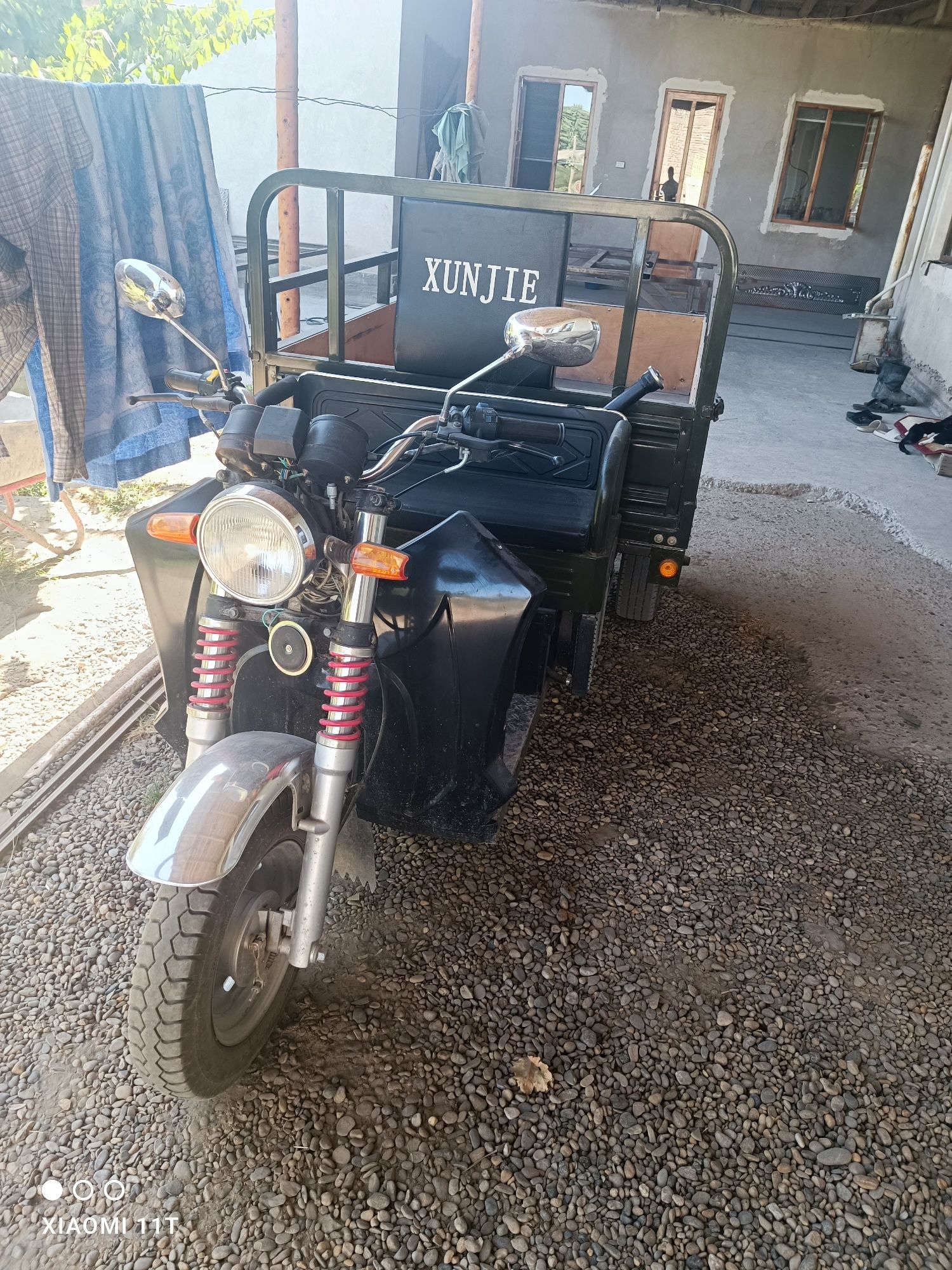 Xunje moto sotiladi