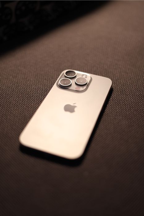 iPhone 15 Pro - Garantie - Natural Titanium - 256gb