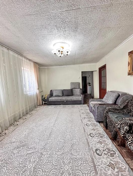 Продается 3-ех комн. дом с центр. отоплением. 6 сот.