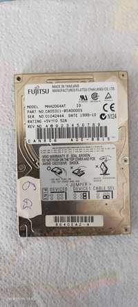 Vând harddisk pentru Yamaha PSR9000 versiunea 3