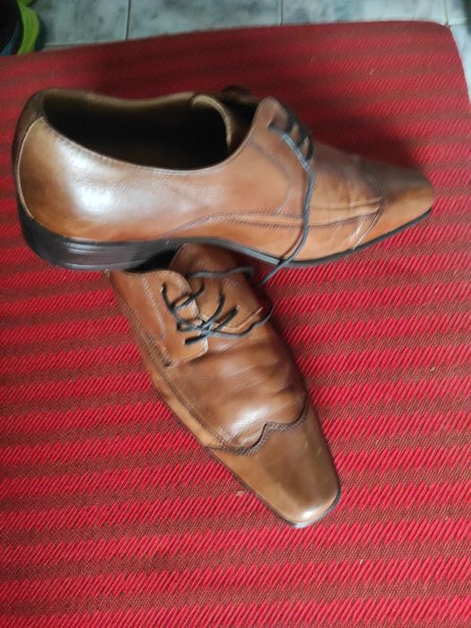 Pantofi din piele 100% pentru bărbați, stare foarte bună arată ca noi