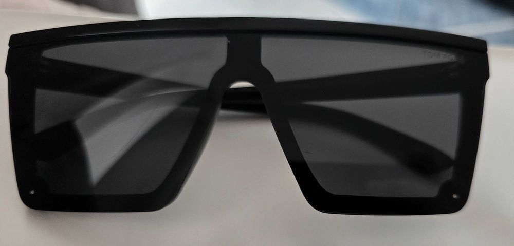 Ochelari de soare Tom Ford 9048 C1