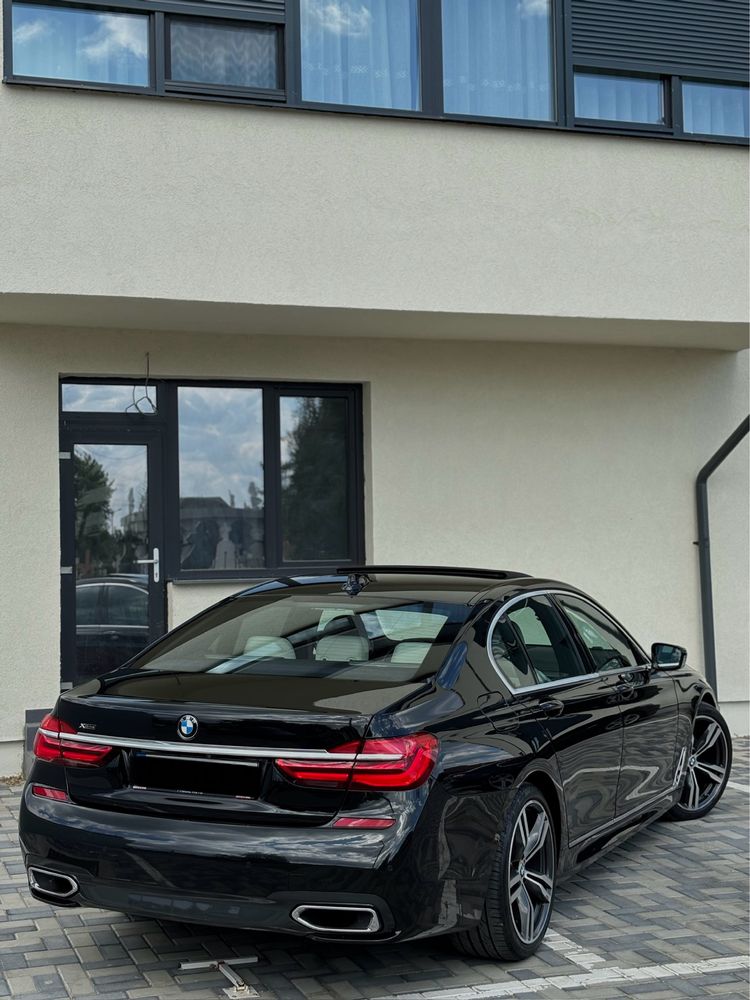 BMW Seria 7 G11 2017 Vireaza spatele Cheie smart Soft close Full!