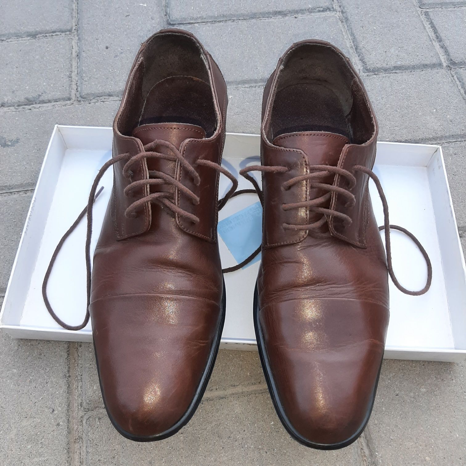 Продам или обмен мужской туфли 41
