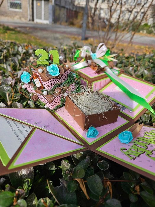 Експлодираща кутия за юбилей , рожден ден , имен ден. Налични!