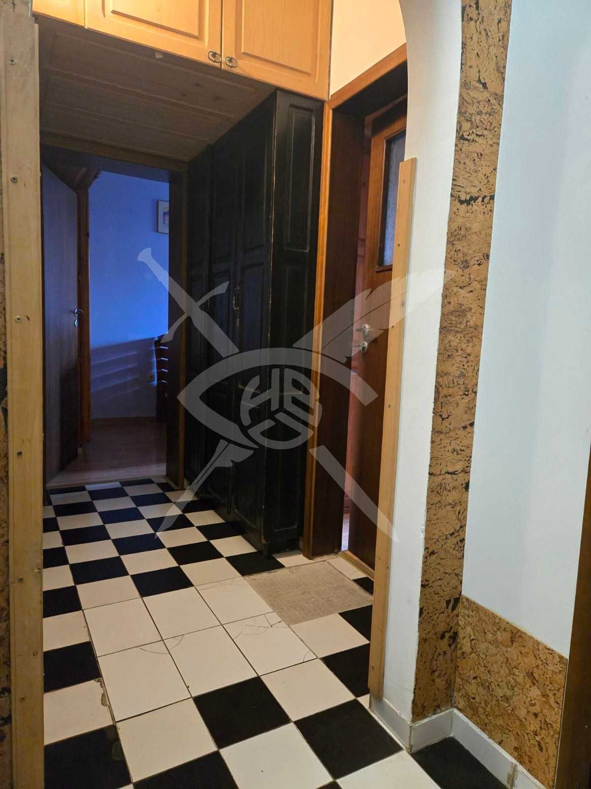 Луксозен многостаен апартамент  77072