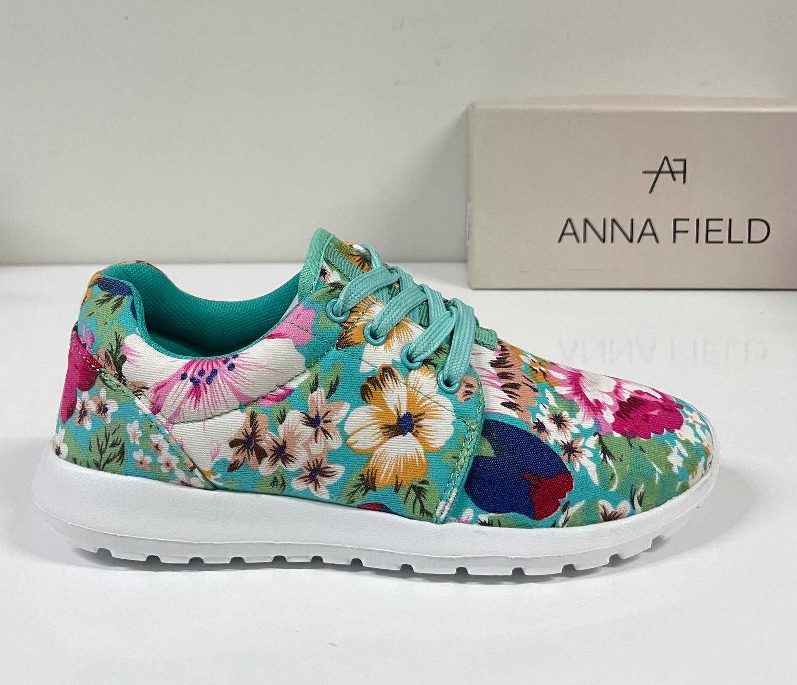 Anna Field Flower