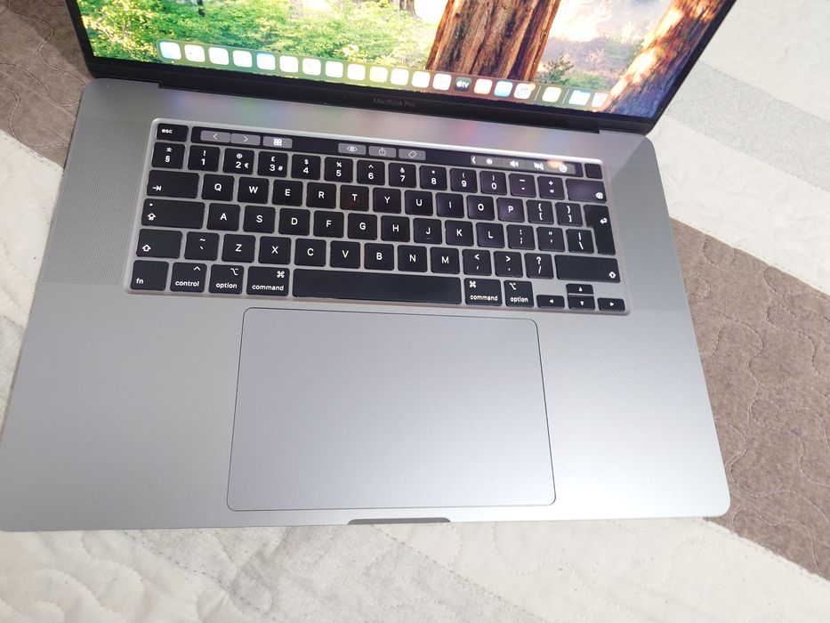 MacBook Pro 2019 I9