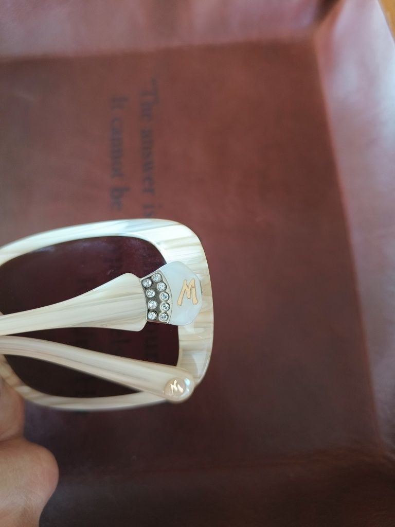 Слънчеви очила Guess, esprit