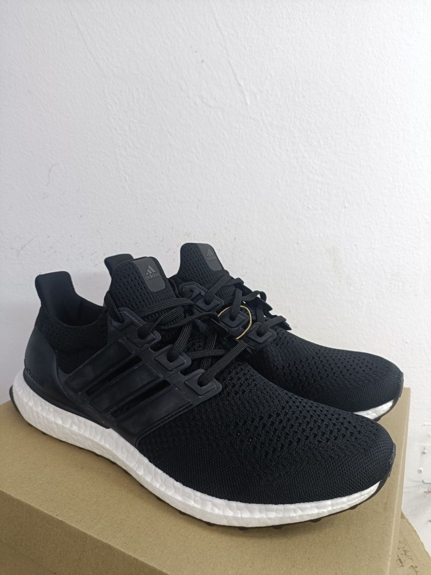 Adidas Ultraboost номер 46