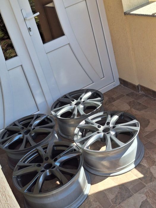 Jante Carmani 5x120 r17