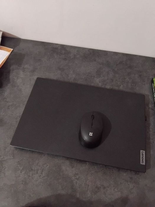Novutbuk lenovo 2 gb