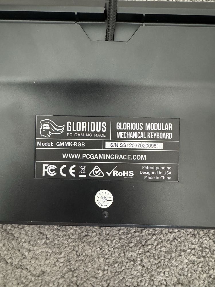 Custom glorious клавиатура
