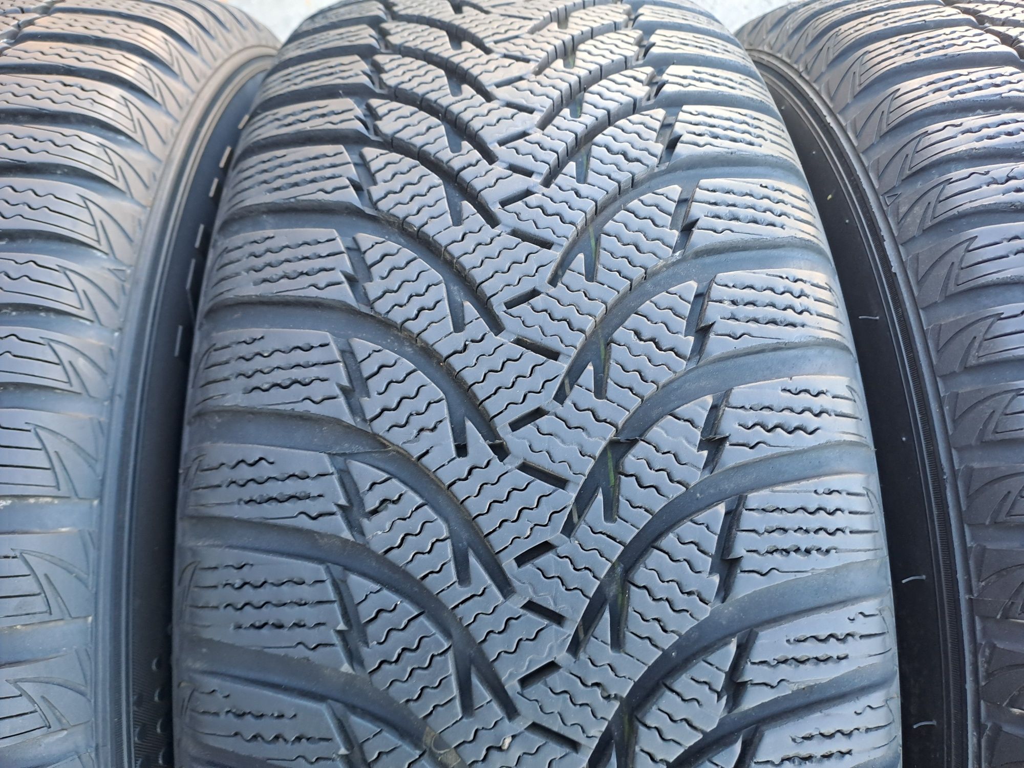 4бр. Почти Нови 225/60/16 Kumho Wintercraft