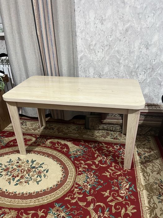 Столлар сатылады