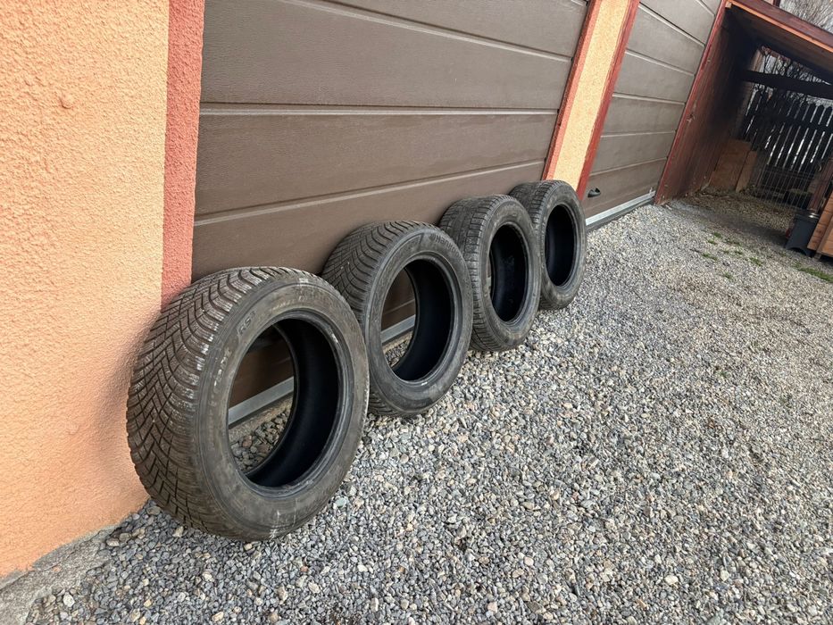 Cauciucuri de iarnã 225/55R16