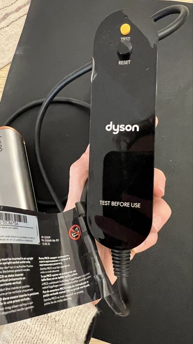 Dyson air straight