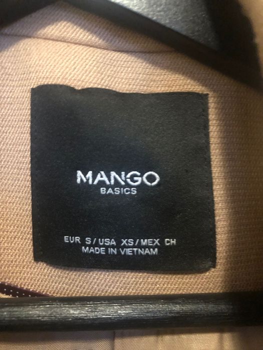 Палто - марка Mango