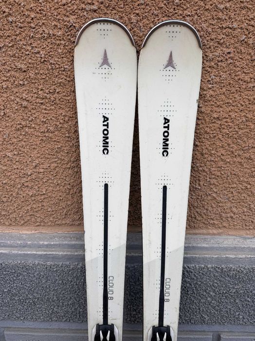 schi atomic cloud 8 L143cm