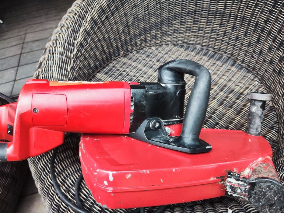 Hilti DCH 300 + Extractor DCH EX 300 Masina de taiat pereti