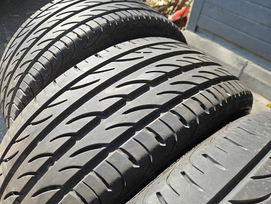 4бр. 205/40 17 Pirelli 6-7mm