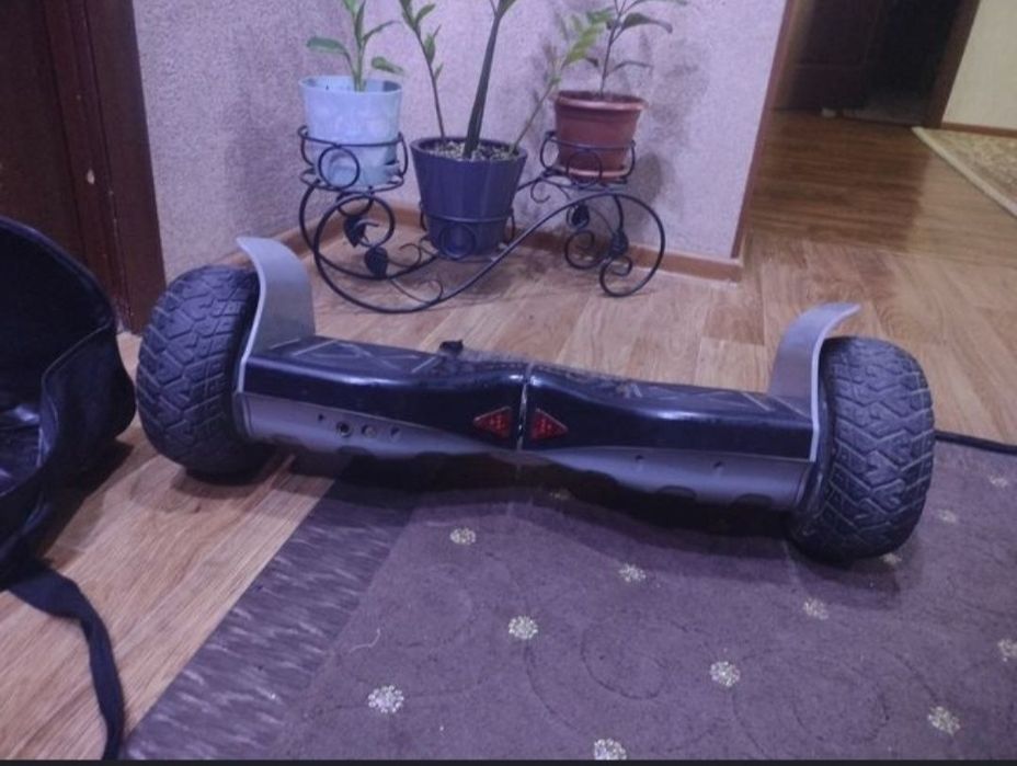 Гироскутер сломанный