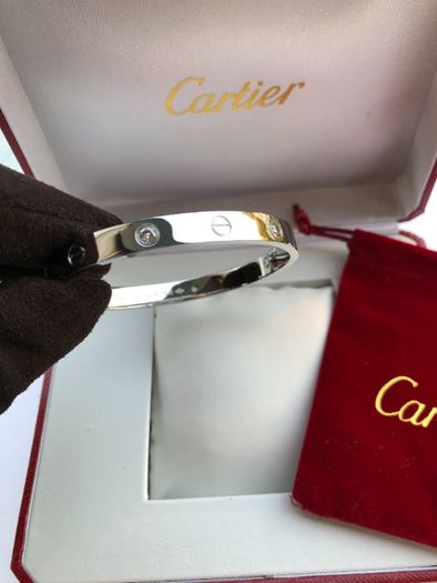 Brățară Cartier LOVE 19 White Gold 18K Diamond