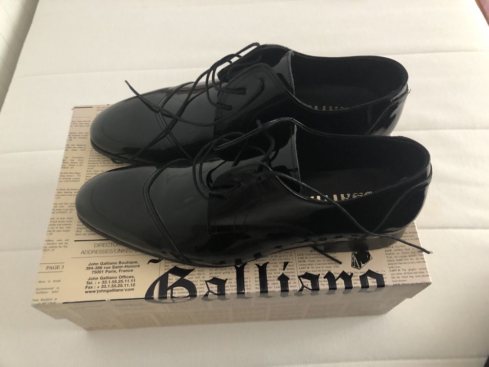 Pantofi John Galliano