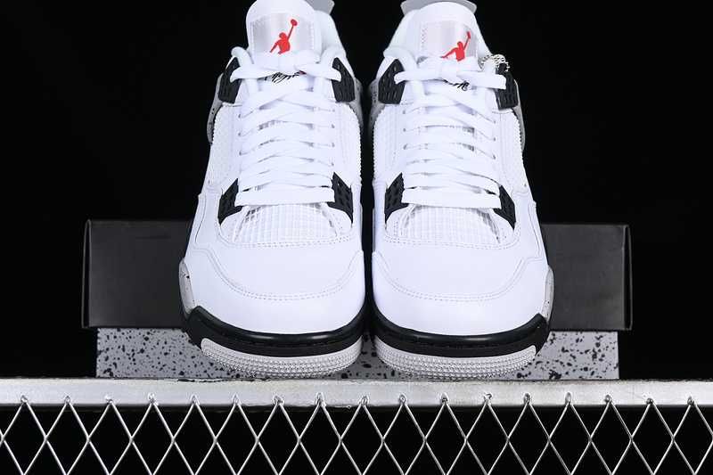 Jordan 4 White Cement ~ Marimea 40 ~ Produs Nou