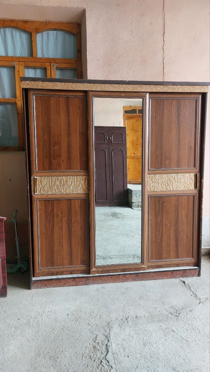 Продам шкаф для спальни