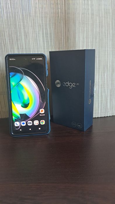 Смартфон Motorola Edge 20 на Супер цена с 1 година гаранция