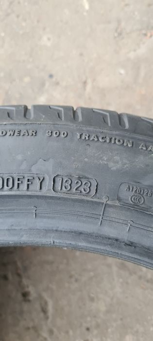 2 anvelope vara Bridgestone 275/40/20,dot 2023