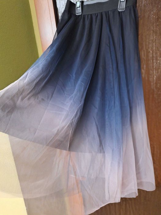 Fusta midi din tule degrade
